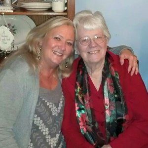 Meet your Posher, Joyce